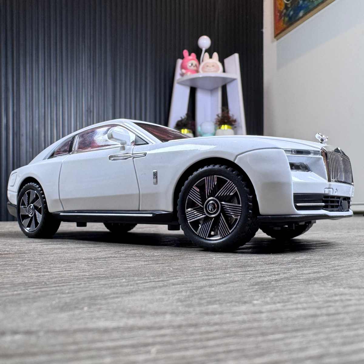 Rolls-Royce Luxury Die-Cast Model Car - TodsKart