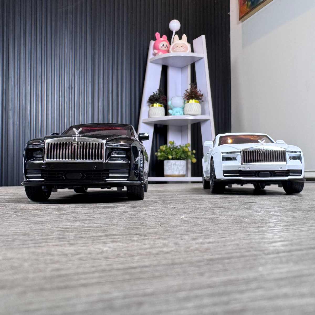 Rolls-Royce Luxury Die-Cast Model Car - TodsKart
