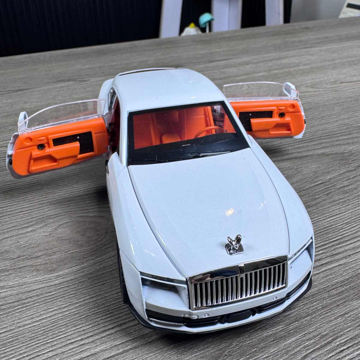 Rolls-Royce Luxury Die-Cast Model Car - TodsKart